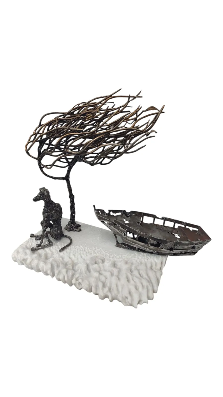 Sahil ve Yalnız Köpek